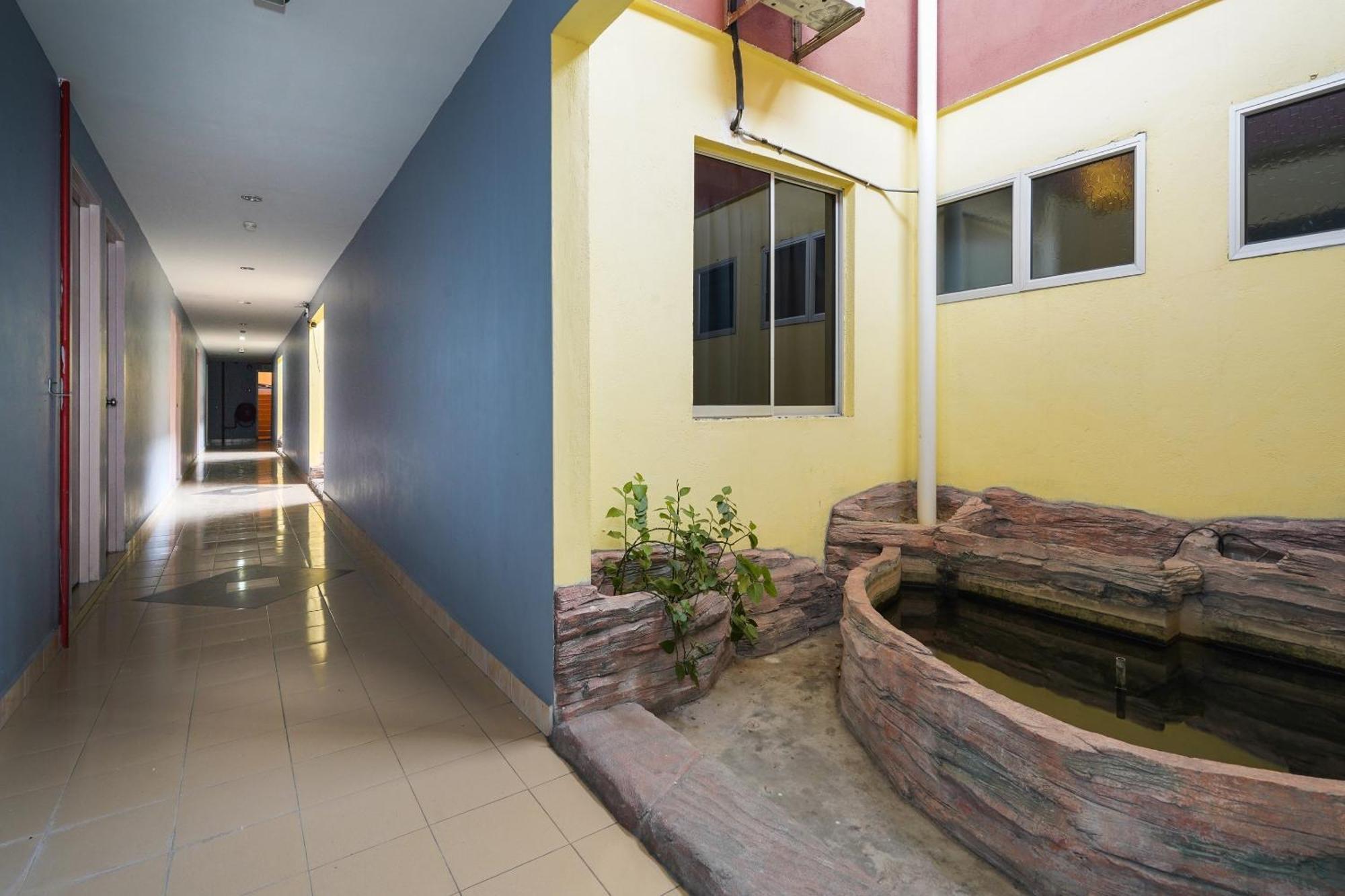 O Orchard Lumut