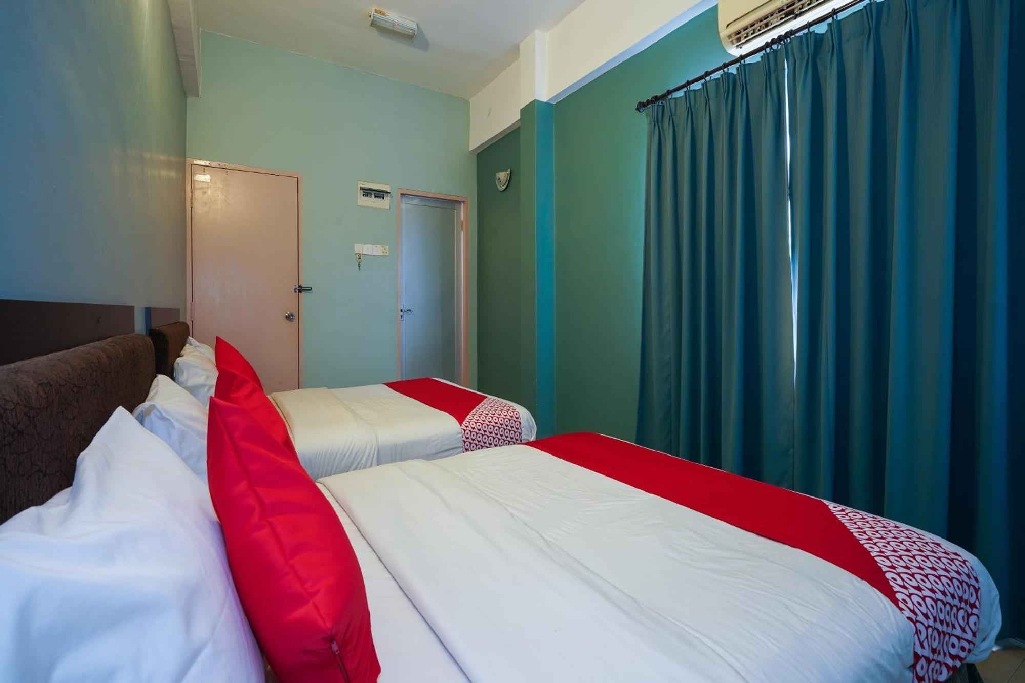 O Orchard Hotel 3*